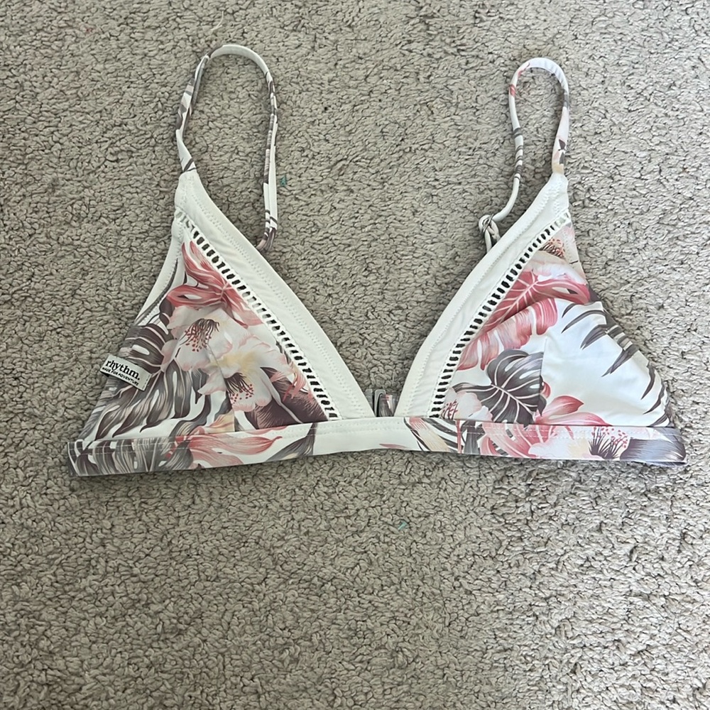 Rhythm Bonita Triangle Swim Bikini‎ Top White Pink Flower Leaf Size M